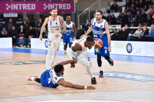 Brescia-Treviso, l’incredibile finale e il canestro vincente di Iroegbu