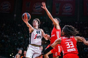 Milos Teodosic entra nel club dei 3000 punti in Eurolega