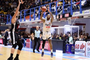 D’Angelo Harrison: Mia nonna e mio fratello sono stati fondamentali per il mio recupero psicologico