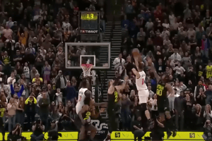 Tyler Herro Hits Running Three For The Win At The Buzzer