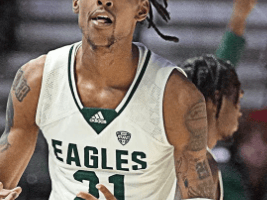 NBA prospect Emoni Bates drops career-high 43 points against Toledo
