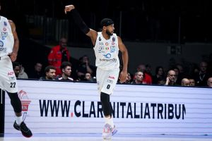 Milano, contro Bologna nuovo “high” stagionale per Davies