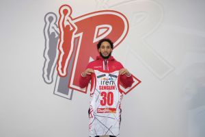 Reggio Emilia, Senglin: “Qui per aiutare nella battaglia per la salvezza”