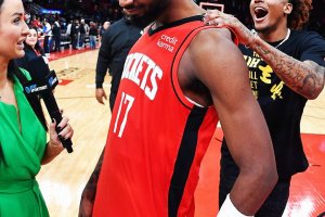 Eric Gordon trascina al successo gli Houston Rockets contro OKC