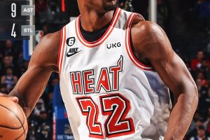 Butler colpisce, Harden no: Miami batte Philadelphia