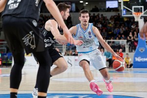 Dominio Sassari a Trento, Bendzius e Kruslin fanno il vuoto