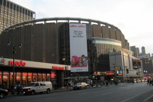 MSG disponibile a spostare il palazzo dall’altra parte della Seventh Avenue