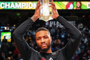 Damian Lillard claims Starry 3-Point Contest