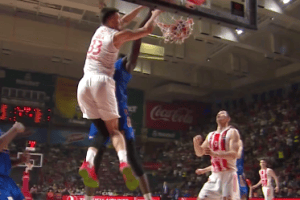 Petrusev’s poster on Koumadje (223 cm!) at No. 1 in Euroleague top 10