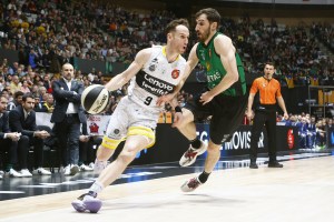CopaACB: Tenerife vince allo scadere contro il Joventut e raggiunge l’Unicaja in finale