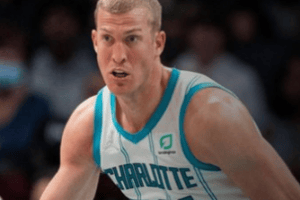 Clippers, si ferma Mason Plumlee