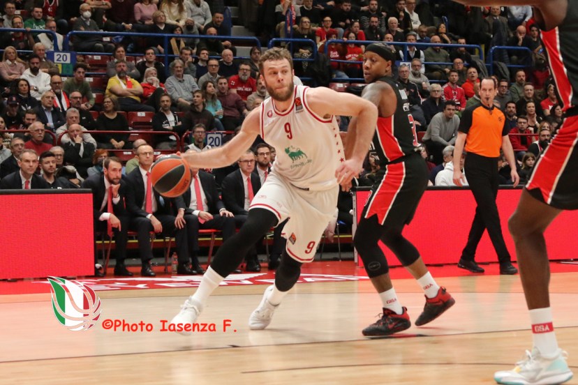 Nicolò Melli EA7 Emporio Armani Milano - Olympiakos Pitaeus