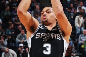 I San Antonio Spurs chiudono una serie di 16 ko vincendo a Salt Lake City