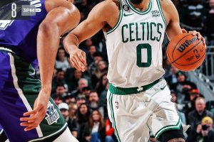 Boston asfalta Milwaukee, 70 punti della coppia Tatum-Brown