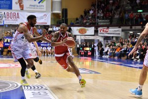 Pallacanestro Trieste: Jalen Hudson costretto allo stop da un problema al ginocchio