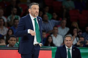 Malaga, rinnovo triennale per Ibon Navarro