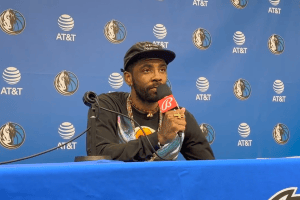 Dallas precipita, Kyrie Irving non si preoccupa dei fischi