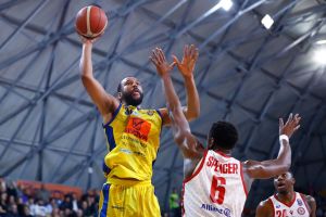 Givova Scafati, quinta doppia doppia per Trevor Thompson