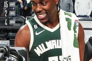 Milwaukee, priva di Giannis, batte Chicago ed è prima