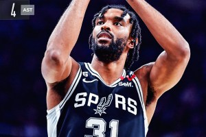 4 atleti oltre quota 20 punti, gli Spurs vincono in volata sui Trail Blazers