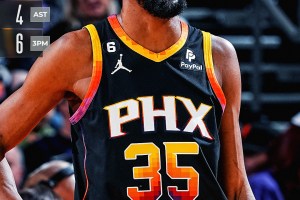 Suns ancora imbattuti con Durant, i Nuggets tengono a riposo lo starting five