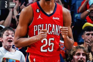 New Orleans batte New York e tiene vivo il sogno Playoff