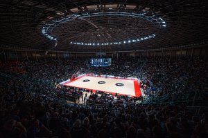 Pallacanestro femminile, nuovo record di pubblico in gara 1 della Finale Scudetto