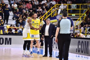 Verona, Ramagli: “Vittoria dedicata a Taylor. Con la difesa abbiamo vinto la gara”