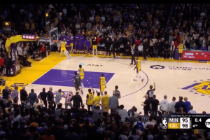 Lakers-Timberwolves, l’incredibile ingenuità di Anthony Davis