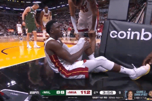 Victor Oladipo helped off court with potentially serious left knee injury