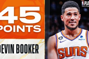 I Suns si riprendono il fattore campo, i 45 di Devin Booker