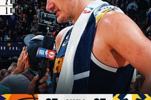 Jokic ribalta tutti nel secondo tempo, Denver va sul 2-0 con Phoenix