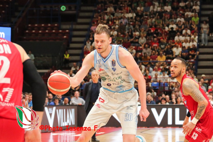 dinamo sassari mercato
