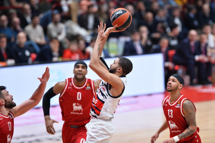Darius Thompson Milano