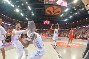 Real Madrid, il tiro di Sloukas e il momento della festa