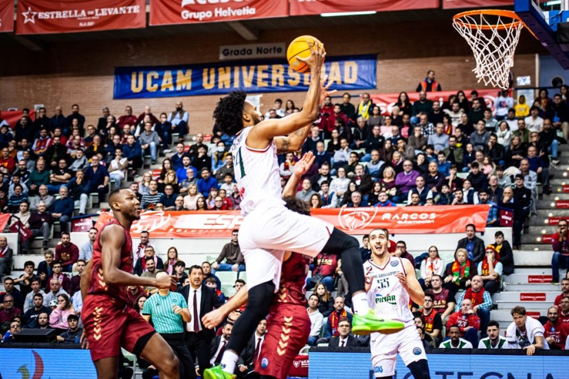 Braian Angola Maccabi