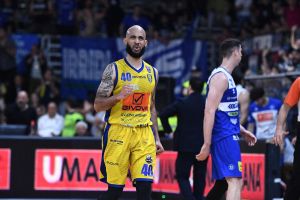 Givova Scafati, a fine stagione il ritiro di David Logan