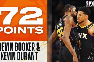 72 punti in coppia: Booker e Durant trascinano i Suns al successo
