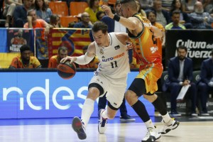 Il Real Madrid sbanca La Fonteta. Vittorie per Barça e Baskonia ancora appaiate al comando