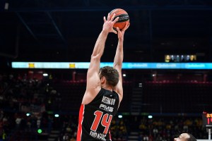 Sacramento, possibile ricca offerta per Vezenkov