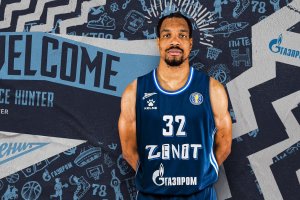 Zenit, biennale per Vince Hunter