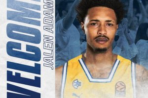 Il Turk Telekom firma Jalen Adams