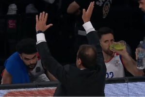 Finale BSL: Anadolu Efes sul 2-0, Ataman saluta il pubblico