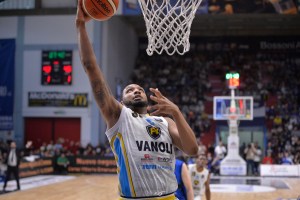TaShawn Thomas close to Derthona Basket