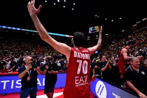 Giorgio Armani, il saluto a Gigi Datome: Sono sinceramente ammirato