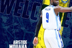 Aristide Mouaha firma a Scafati
