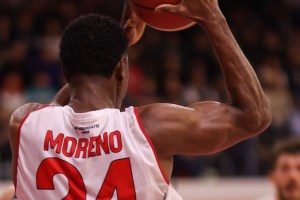 Yankiel Moreno resta a Cento