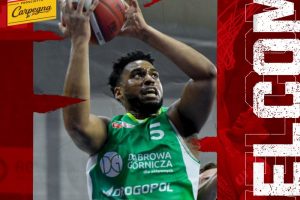 Pesaro firma Trevon Bluiett