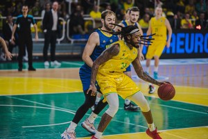 Fortitudo vicina alla firma di Deshawn Freeman?