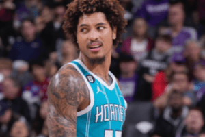 Kelly Oubre Jr e Derrick Jones Jr tra i Free Agent monitorati dai Mavs